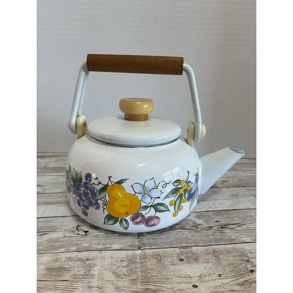 VTG GMI 2.5 Qt Tea Kettle, Porcelain On Steel, White Tea Kettle-w-Fruit Pattern